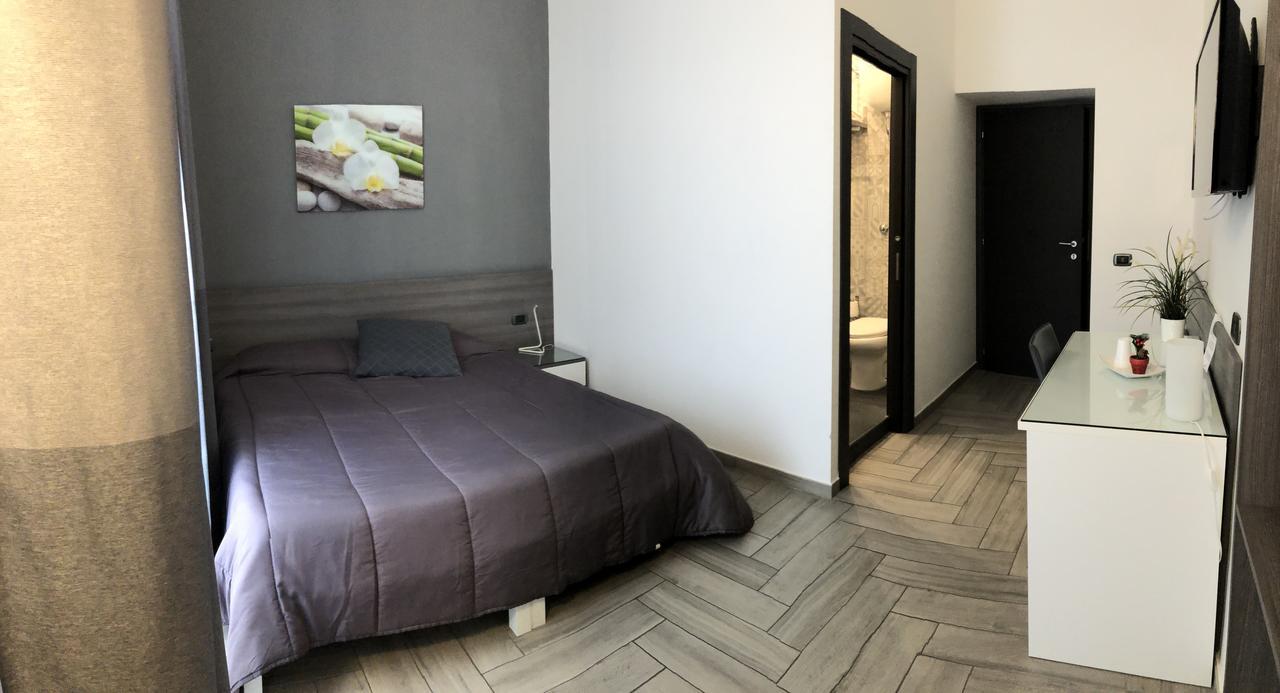 Bed and Breakfast La Dimora Di Garibaldi Neapol Zewnętrze zdjęcie