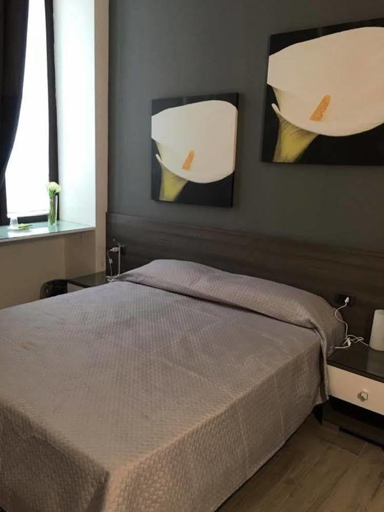 Bed and Breakfast La Dimora Di Garibaldi Neapol Zewnętrze zdjęcie
